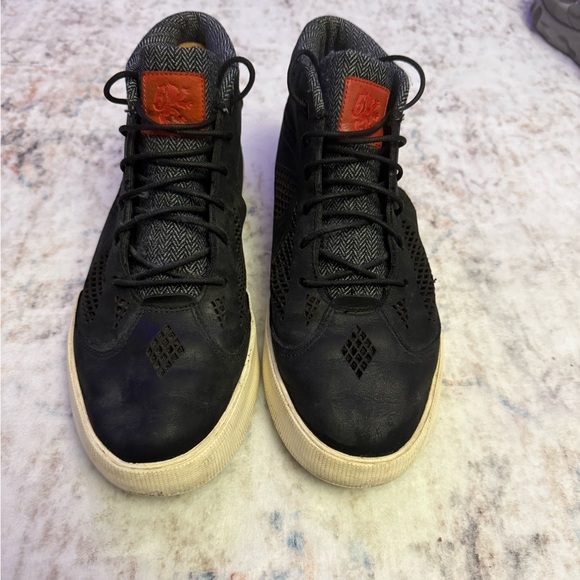 Nike LeBron X NSW Lifestyle - Picture 1 of 6